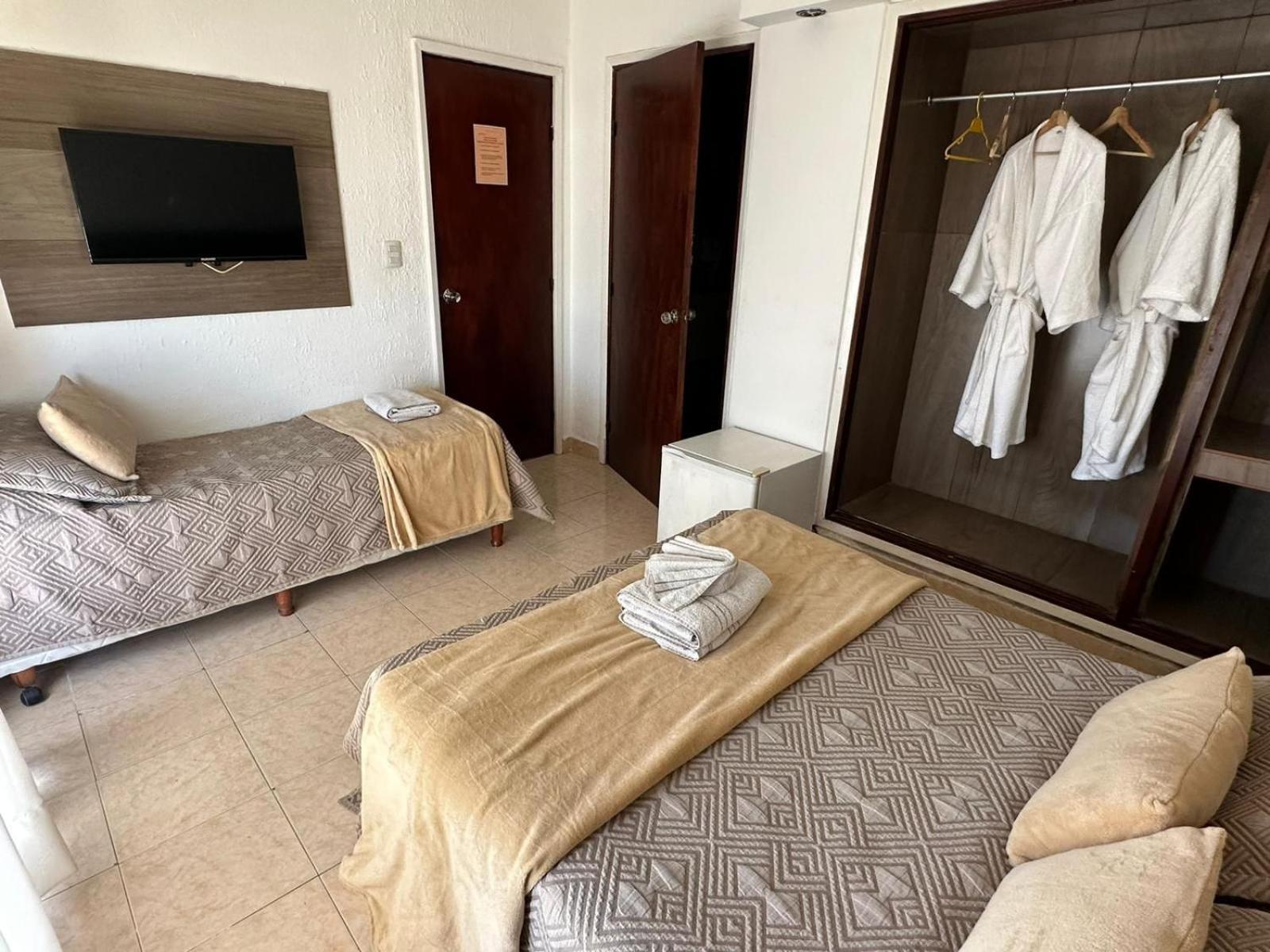 Hotel Lujan Piriápolis Exteriör bild